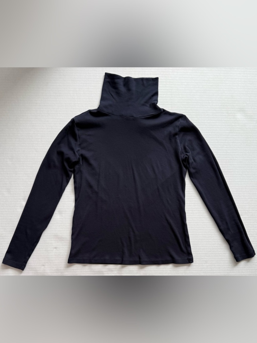 Ann Taylor Weekend Collection Turtleneck Top Navy Night Sky Size S - Picture 2 of 9